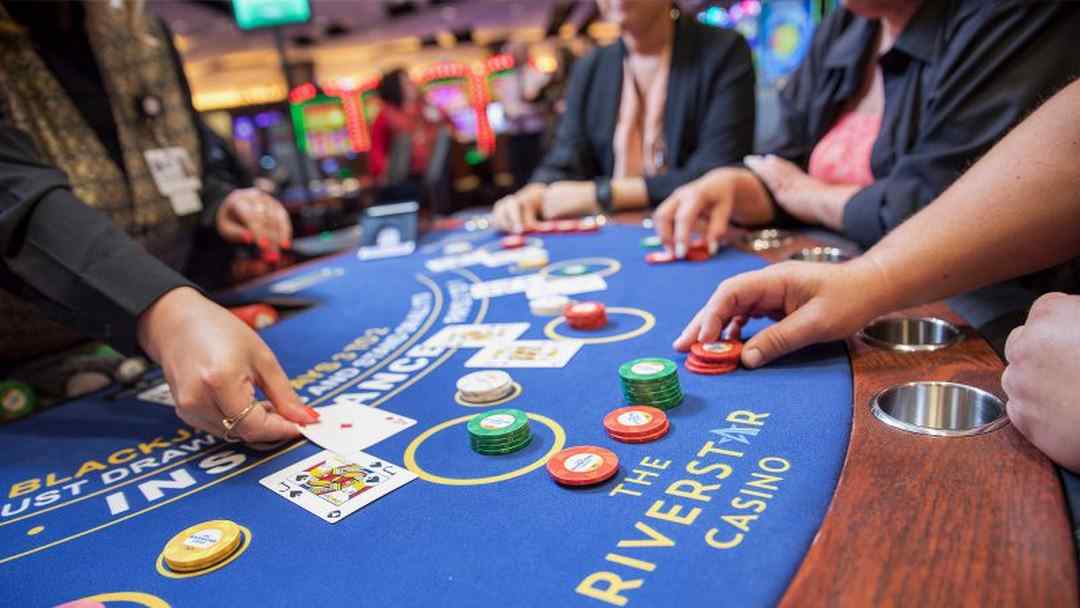 Khách hàng cần lưu ý một số vấn đề khi đến với sòng casino
