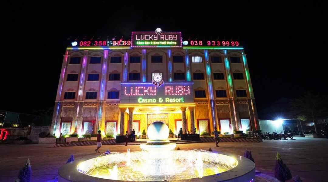 Lucky Ruby Border Casino là khu nghỉ dưỡng kết hợp sòng bạc chất lượng